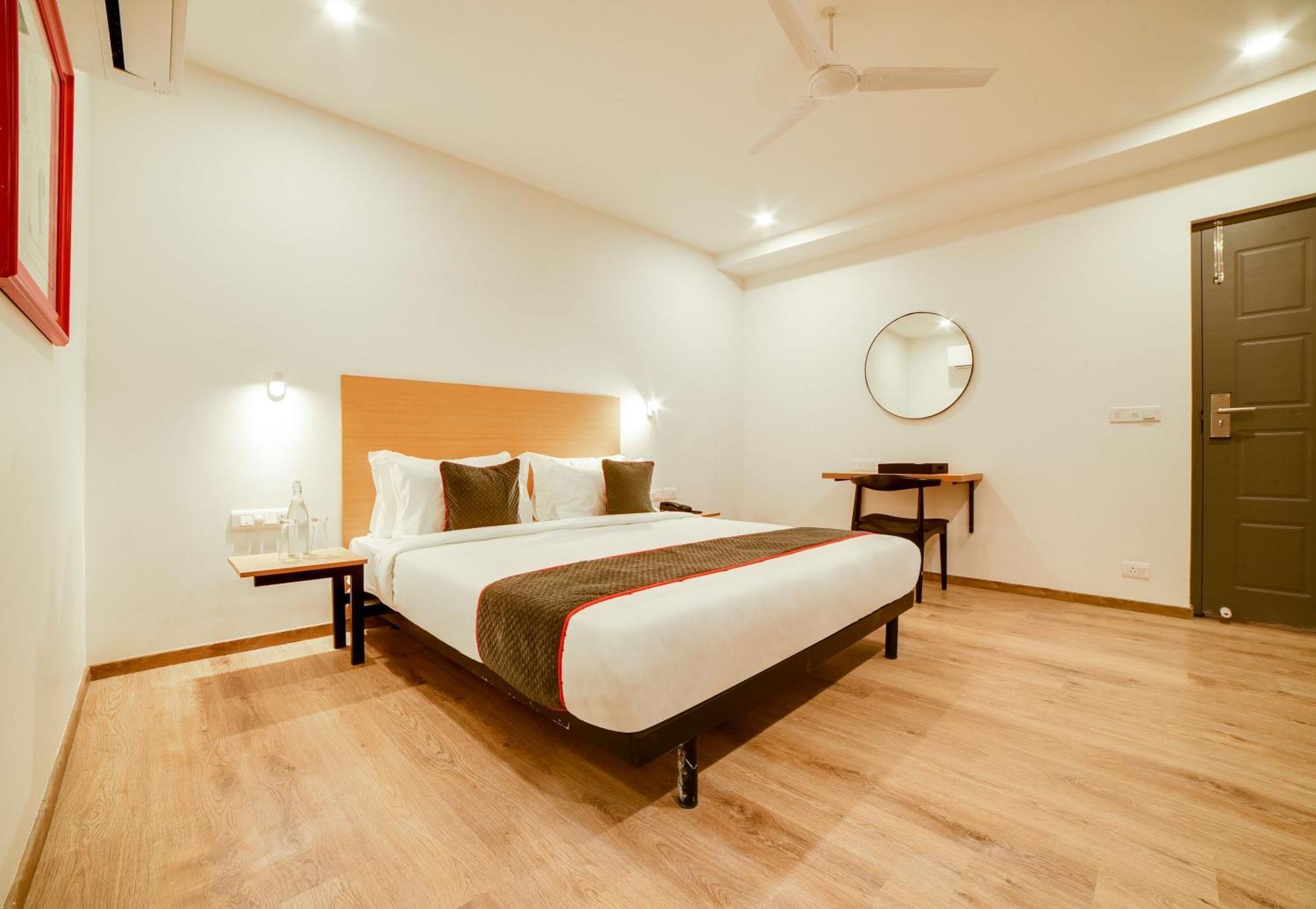 Super Townhouse Hosur Main Road Bommanahalli Near Gopalan Innovation Mall بنغالور المظهر الخارجي الصورة