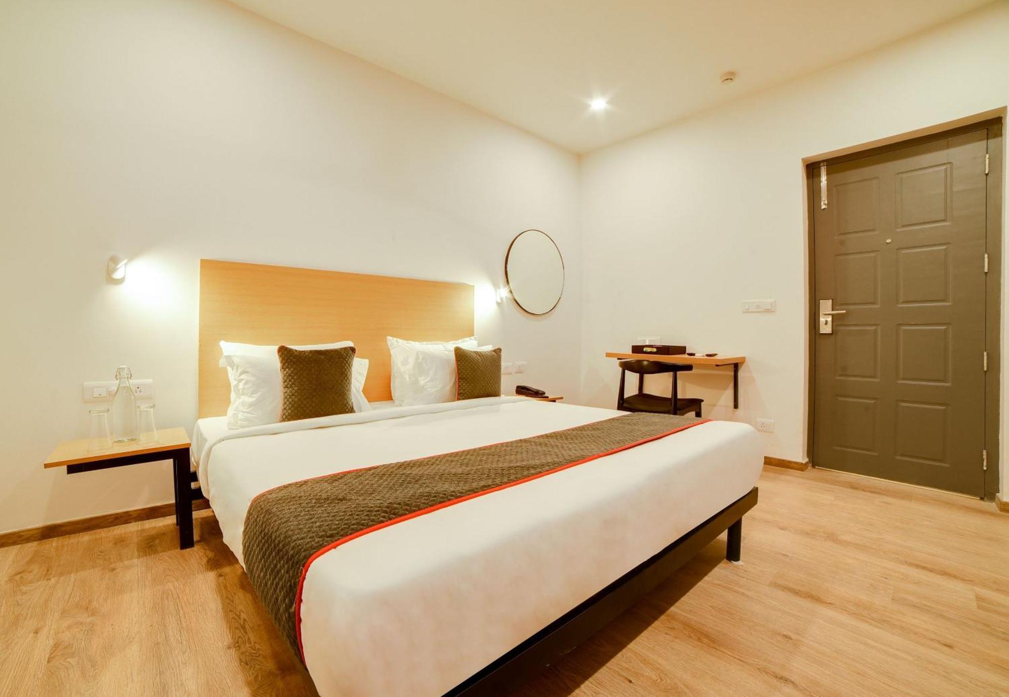 Super Townhouse Hosur Main Road Bommanahalli Near Gopalan Innovation Mall بنغالور المظهر الخارجي الصورة