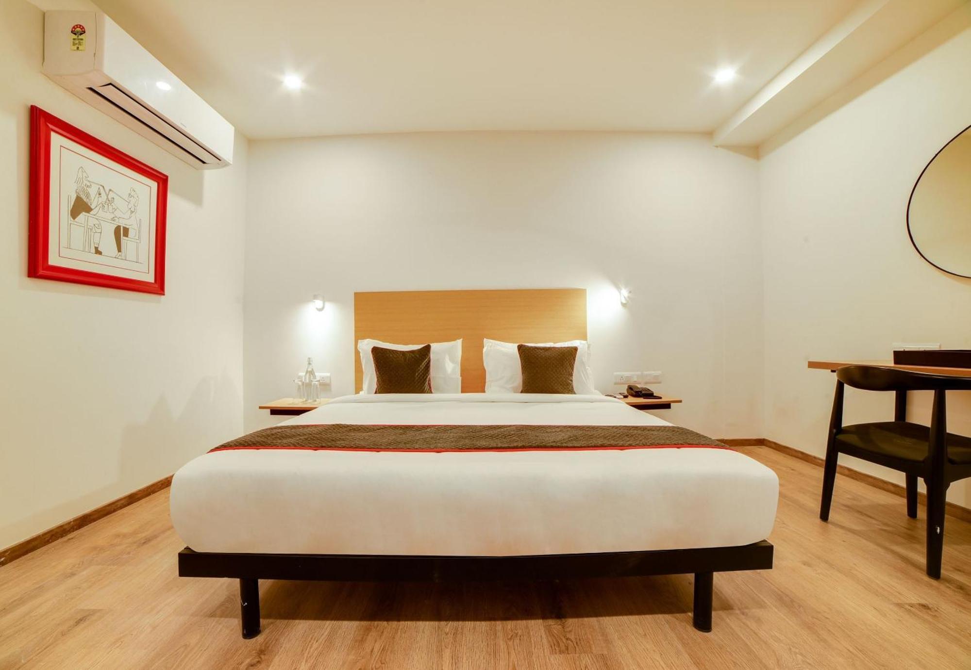 Super Townhouse Hosur Main Road Bommanahalli Near Gopalan Innovation Mall بنغالور المظهر الخارجي الصورة