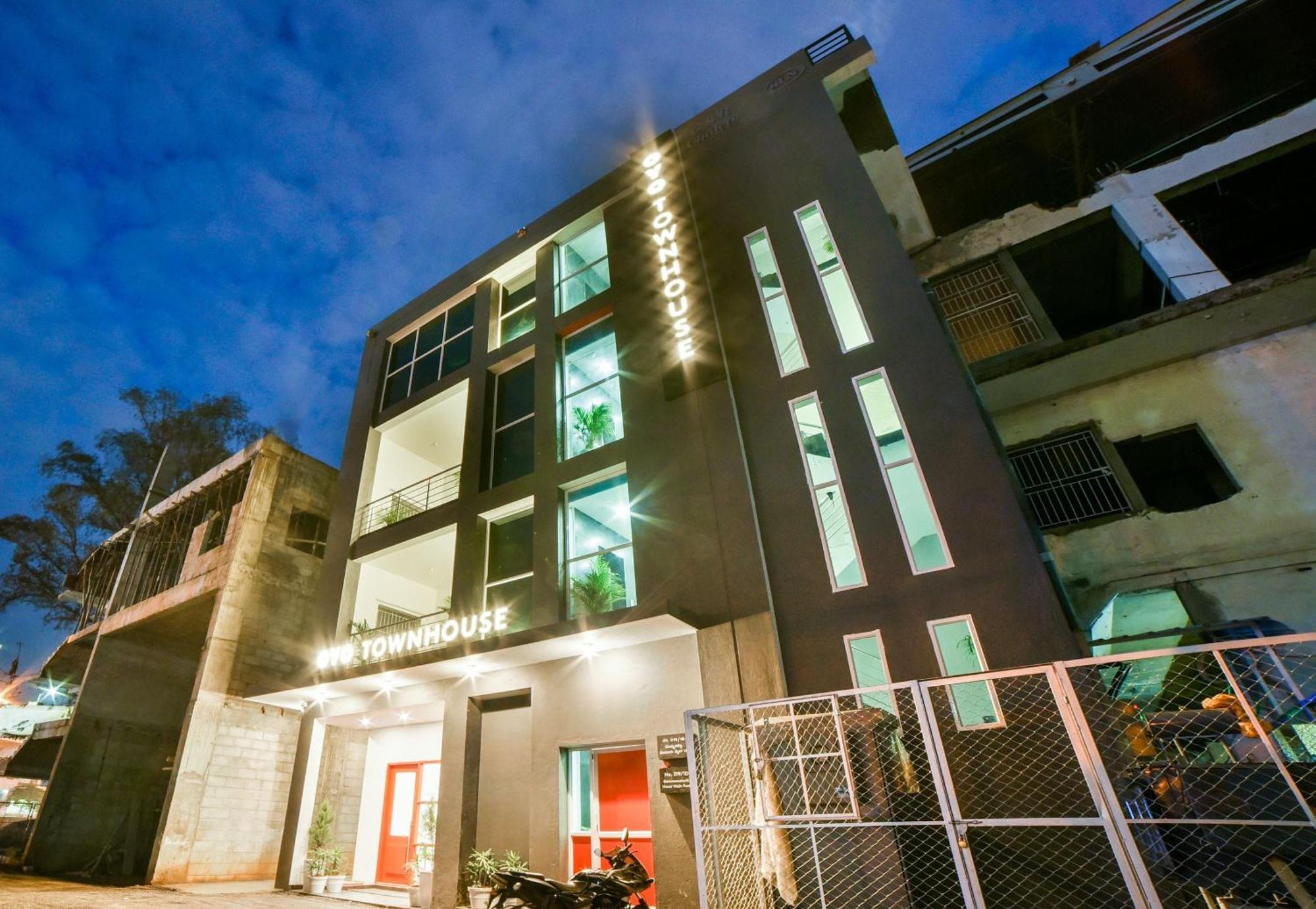 Super Townhouse Hosur Main Road Bommanahalli Near Gopalan Innovation Mall بنغالور المظهر الخارجي الصورة