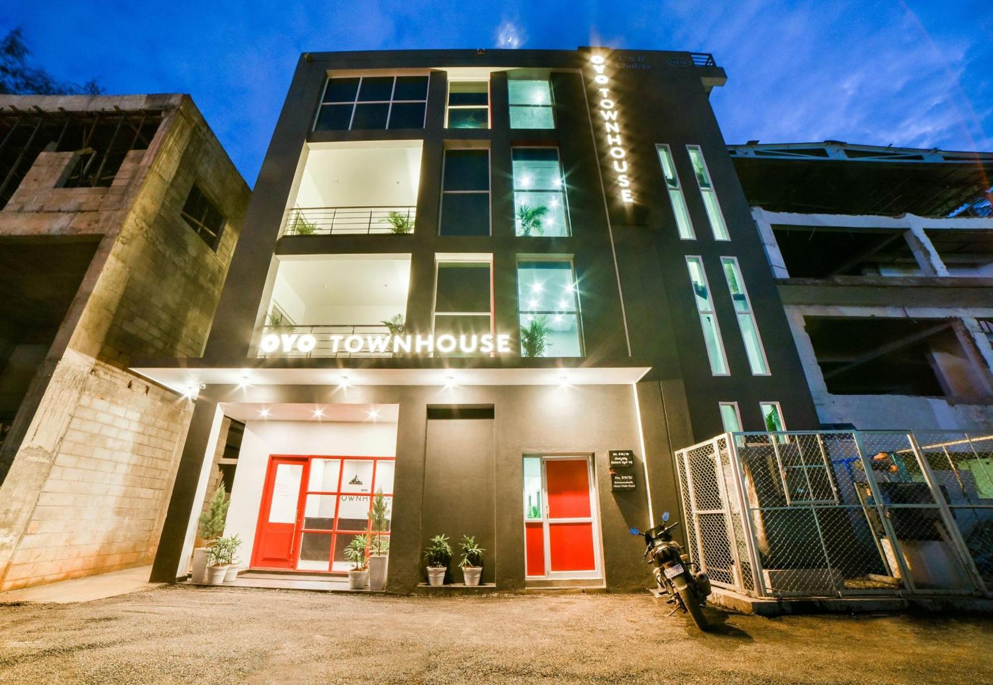 Super Townhouse Hosur Main Road Bommanahalli Near Gopalan Innovation Mall بنغالور المظهر الخارجي الصورة